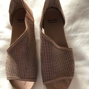 Suede open toe wedge by Earth